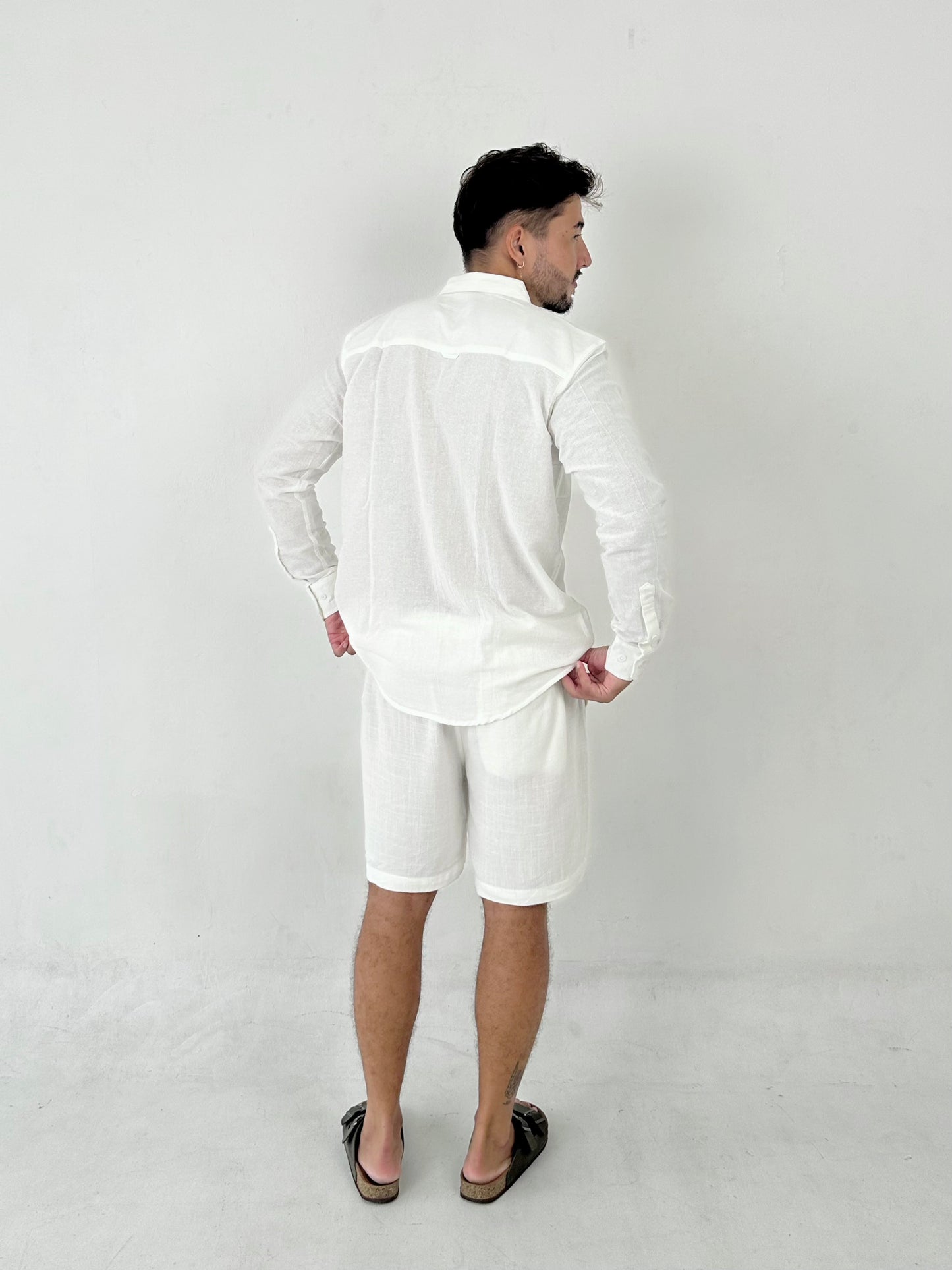 Annantara Linen Long Sleeve Shirt with Spread Collar by Cottonello